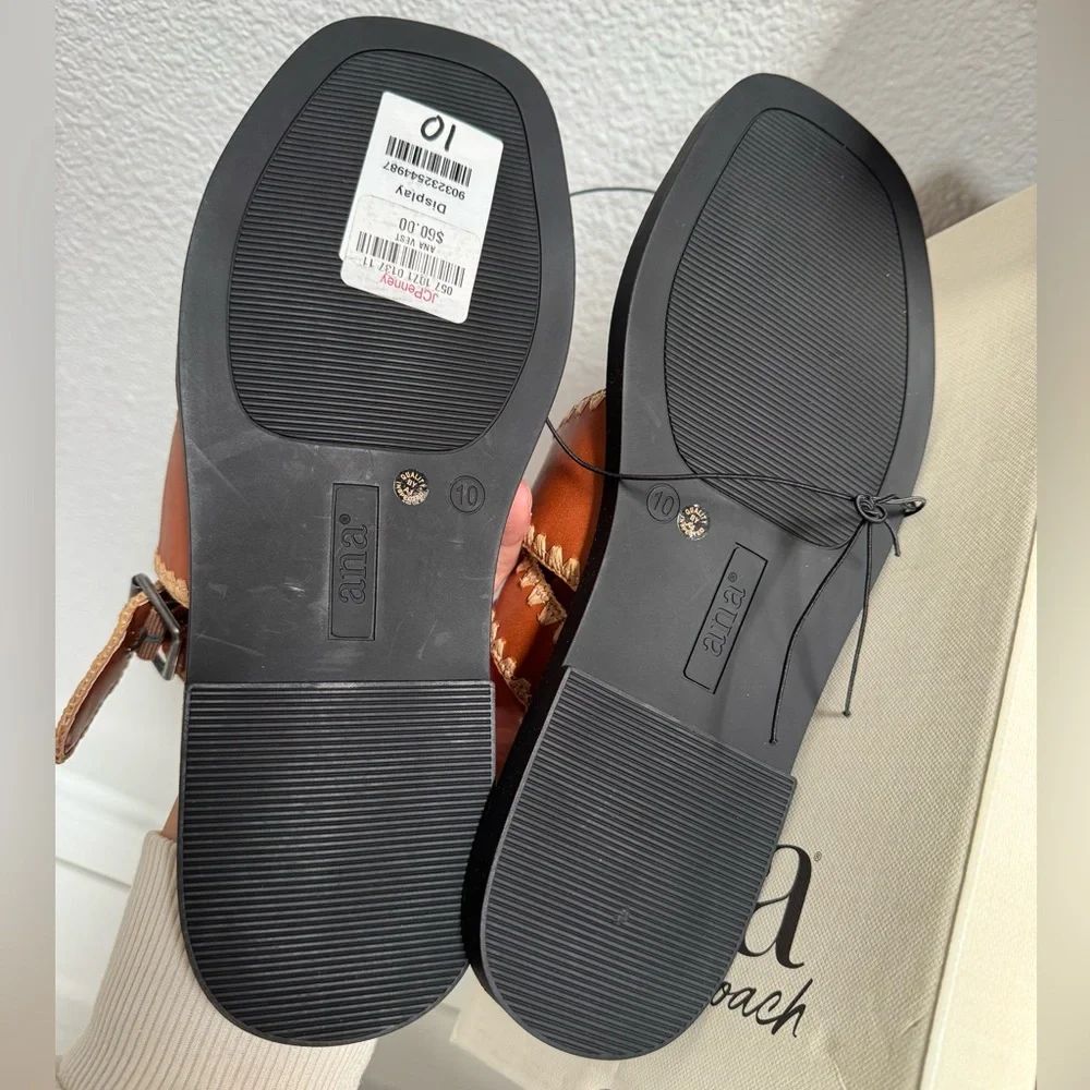 NWT a.n.a Women's Vest flat sandals in Cognac Buckle Strap Size 10 - Picture 9 of 10